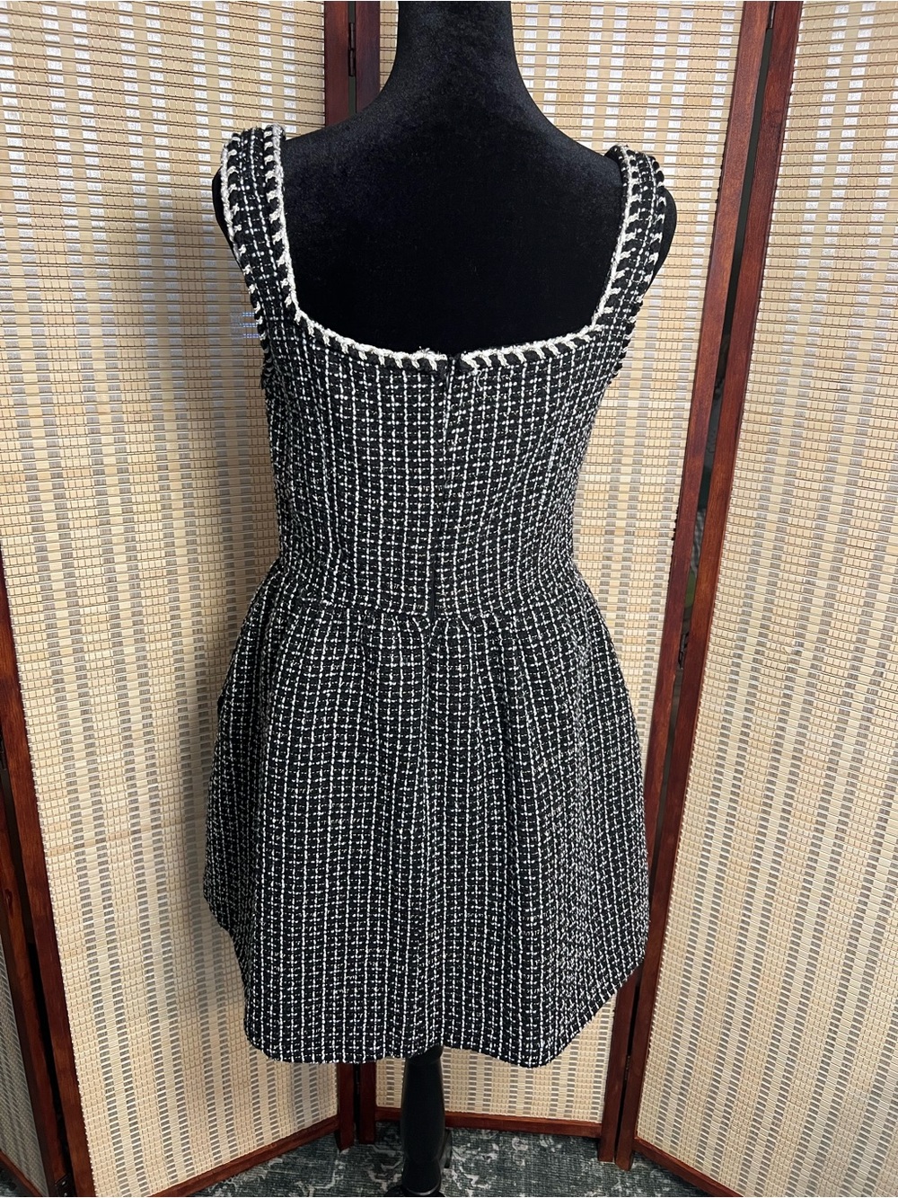 ✨ CIDER Tweed U-Neckline Solid Mini Dress ✨ - Picture 9 of 13